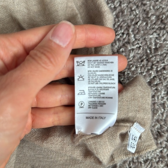 Blumarine 100% cashmere knit cardigan - Picture 7 of 7